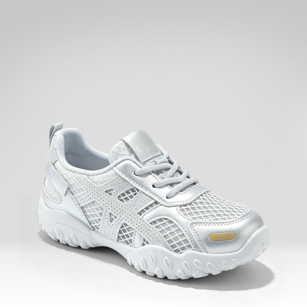 Stylish And Breathable Sports Shoes