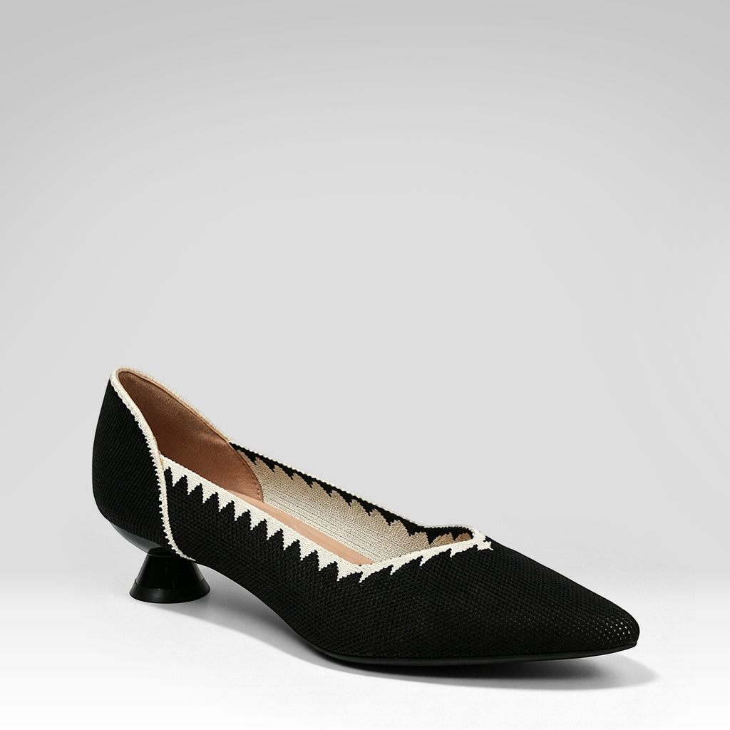 Pointed-toe Knitted Flats
