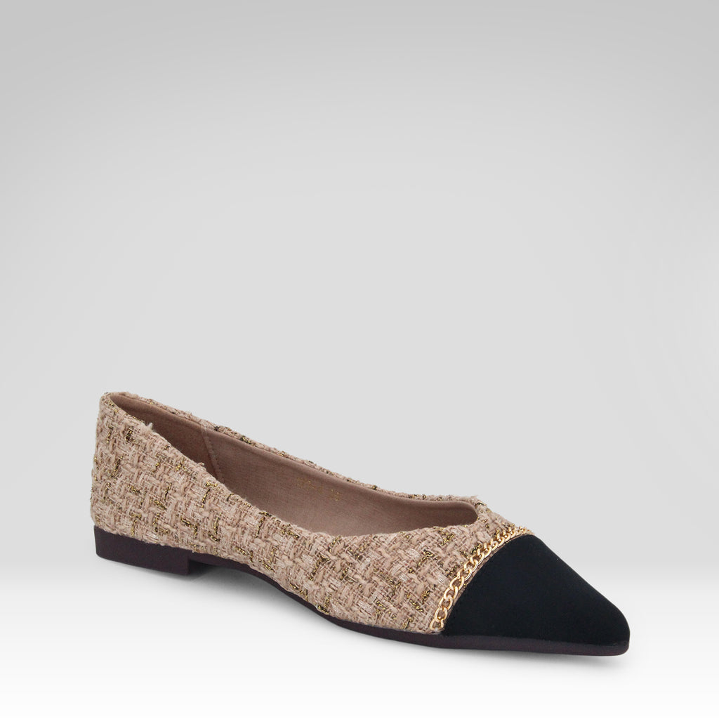 Pointed-toe Color-blocked Flats